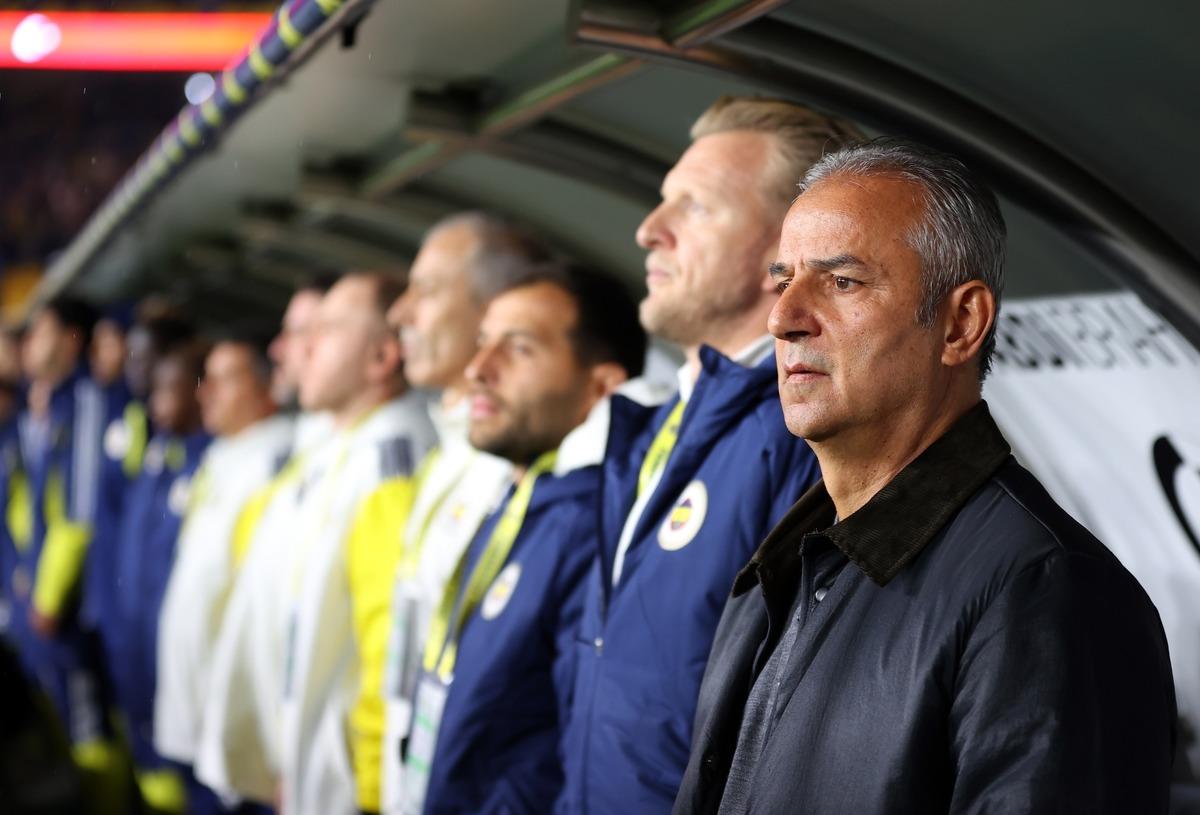 İsmail Kartal dan Slavia Prag maçı öncesi korkutan haber! "Ağrıları devam ediyor" 4
