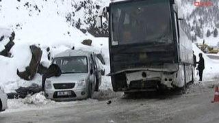 Katliam gibi kaza; 5 ölü, 1 yaralı