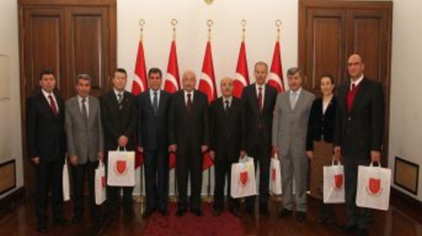 Yeni milli eğitim m&uuml;d&uuml;rlerinden Vali Y&uuml;ksel'e ziyaret