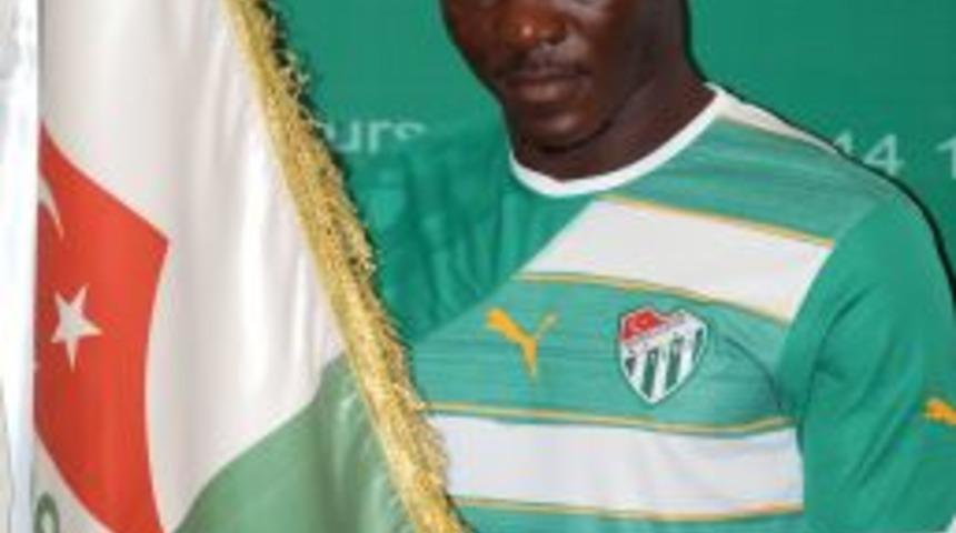 Bursaspor&rsquo;un en pahalı transferi Bangura, iddialı
