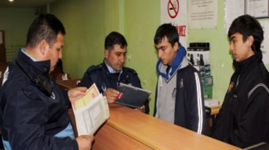 İnternet kafelere sıkı denetim