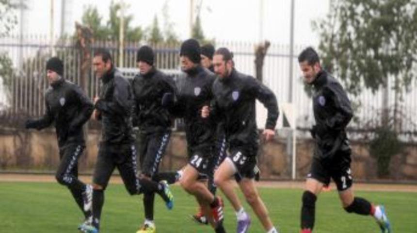 Nurullah Sağlam: T&uuml;k&uuml;rd&uuml;ğ&uuml;m&uuml; yaladım ve kalmamın doğru olduğuna karar verdim