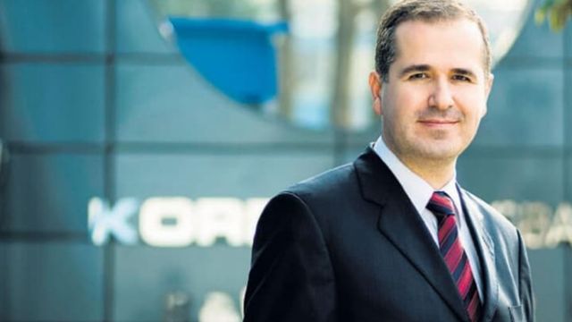 Sabancı Holding CEO&rsquo;su dev hisse alımını duyurdu