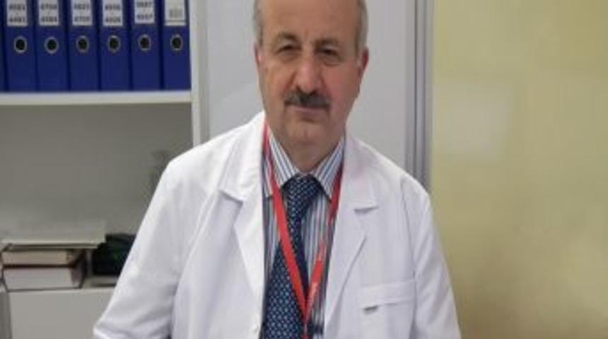 Prof. Dr. Karaismailoğlu: &Ccedil;ocuklarda bel ve sırt eğriliklerine dikkat