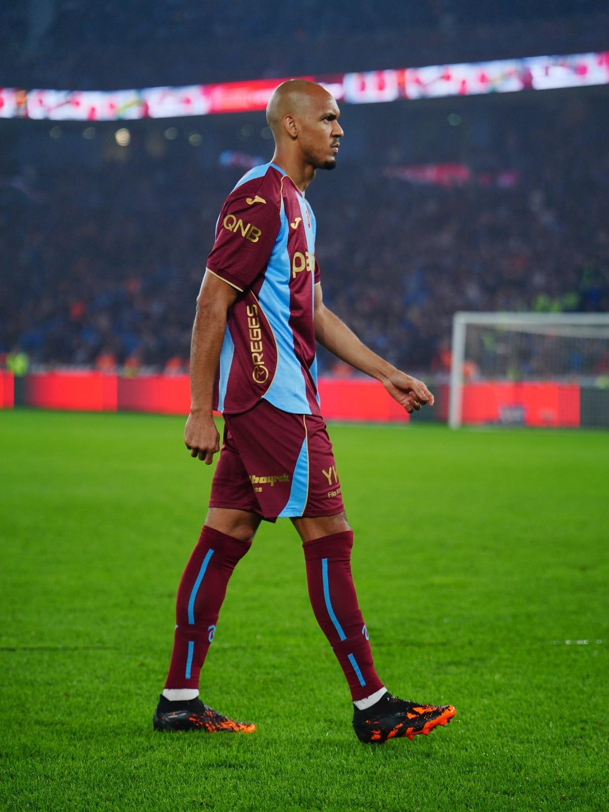 Trabzonspor dan Beşiktaş a geçit yok! Derbi zaferi 2 golle geldi 4