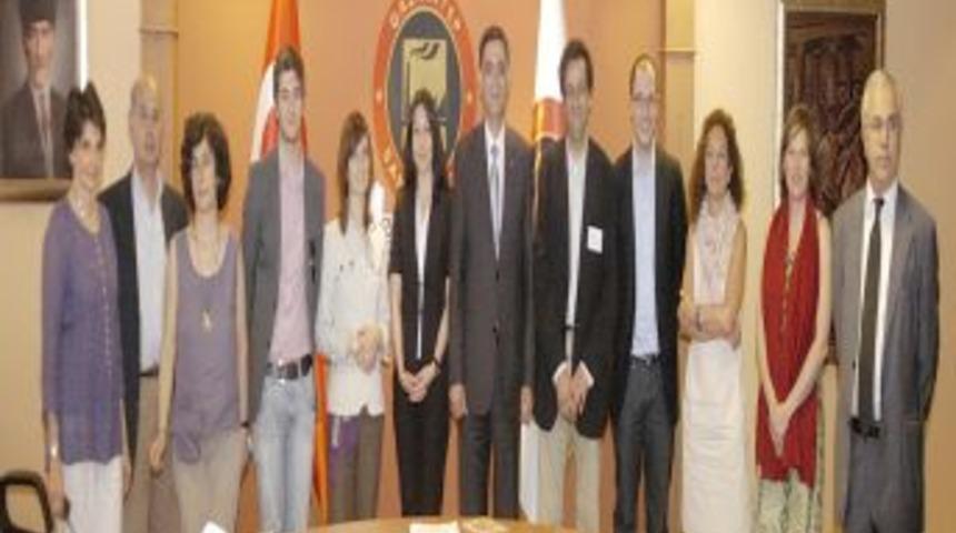 &Uuml;nverdi: Fransa ile ticari ilişkilerimizi arttıracağız