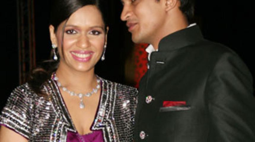 Antalya'da 2 milyon avroluk Hint d&uuml;ğ&uuml;n&uuml;