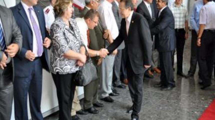 Balıkesir Valisi Arslan: Bayramda da Somali'yi ihmal etmeyelim