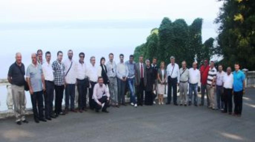 G&uuml;rcistan&rsquo;da dostluk r&uuml;zgarı esti