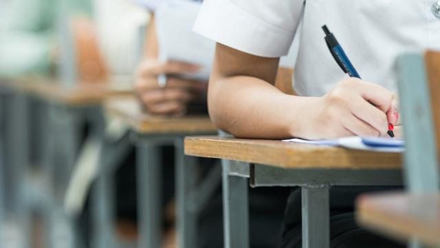 MEB'den yeni sınav sistemi! 26 Ekim'de ortaokul ve liselerde başlıyor: Ortak olacak!