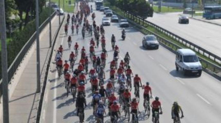 Pedallar sağlıklı yaşam ve &ccedil;evre i&ccedil;in d&ouml;nd&uuml;