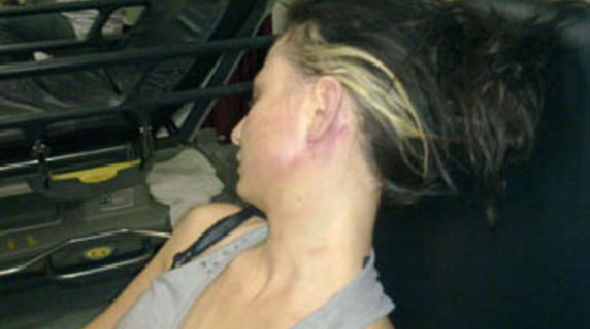 Gen&ccedil; kız, 7'nci katta dehşedi yaşadı