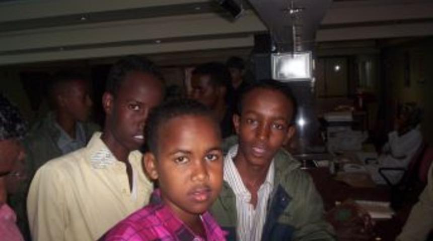 Şifa &Uuml;niversitesi Hastanesi, Somalili &ouml;ğrencileri muayene etti