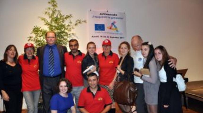 Kocaelili g&ouml;n&uuml;ll&uuml; itfaiyeciler Almanya&rsquo;da