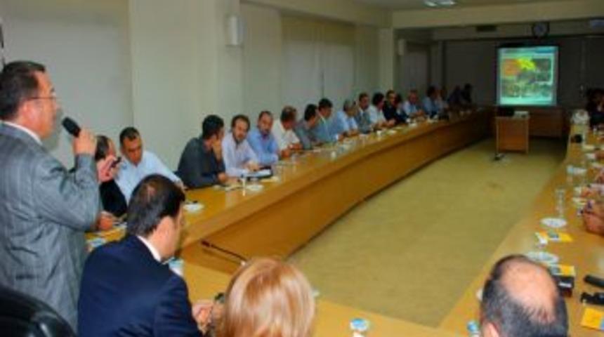 Başkan &Ouml;zt&uuml;rk&rsquo;&uuml;n kentsel d&ouml;n&uuml;ş&uuml;m projesine tam destek