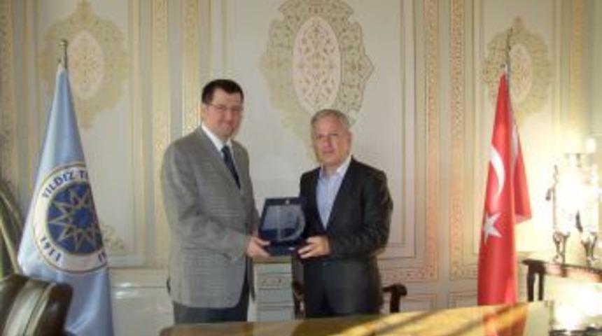 TOKİ Başkan Yardımcısı 'Yıldızlı B&uuml;rokrat' se&ccedil;ildi