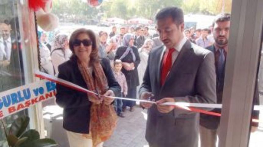 Karaman'da &ouml;ğrenciler yararına kermes