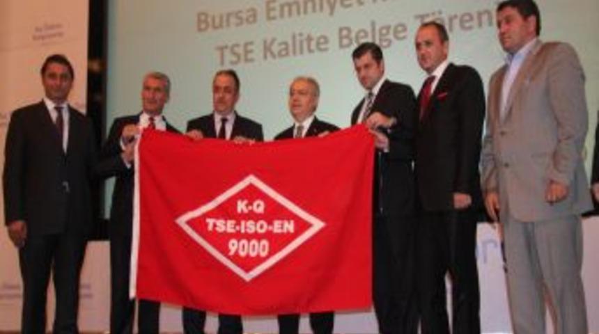 Polis, teknoloji kullanmada su&ccedil;lularla yarışıyor