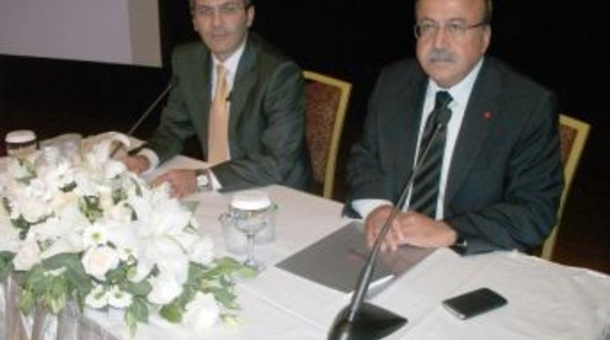 Yeni CHP İstanbul il y&ouml;netiminin hedefi; B&uuml;y&uuml;kşehir Belediyesi