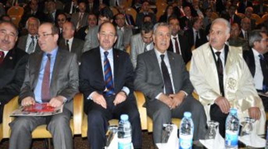 Arın&ccedil;: Yerel y&ouml;netimlere desteğimiz devam edecek