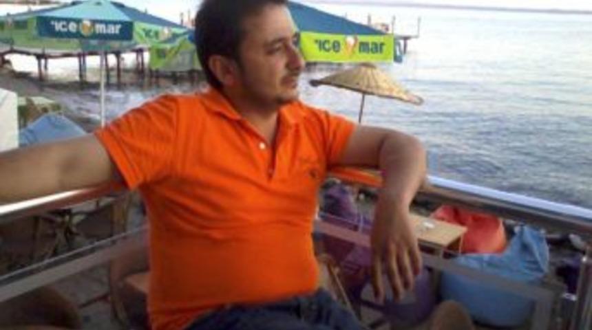 Trafik kazasında hayatını kaybeden &Ccedil;erdik toprağa verildi