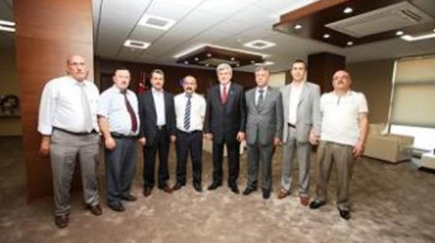 Gebze&rsquo;de tıkanan damarları a&ccedil;ıyoruz