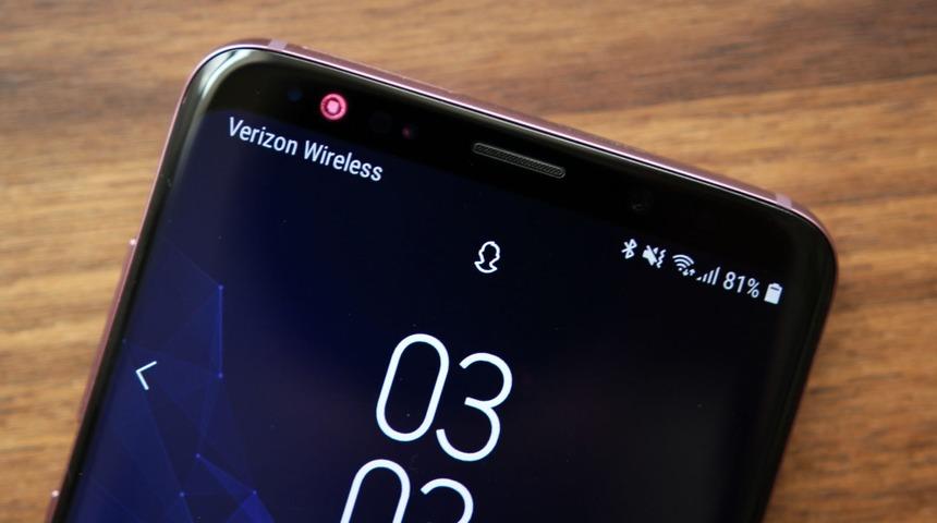 Samsung Galaxy S10+’ın ön kamerası yalnız olmayacak!