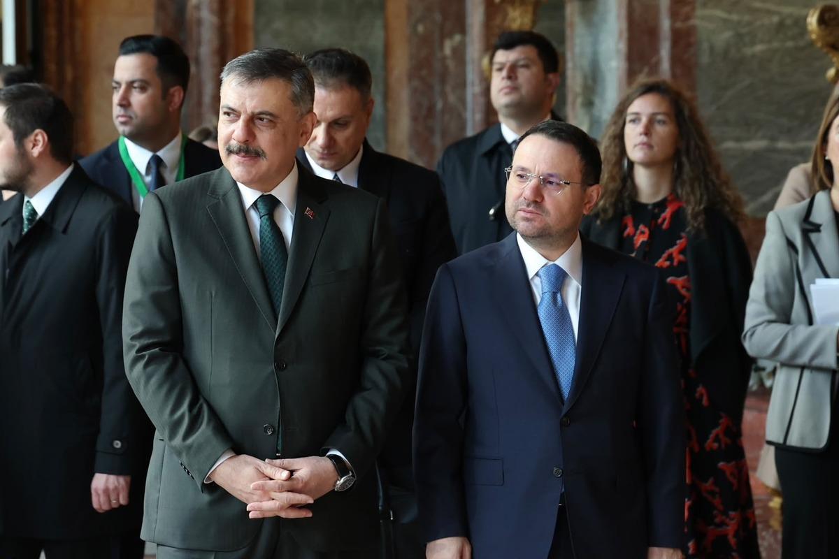 Bakan &Ccedil;ift&ccedil;i den Bel&ccedil;ika da kritik temas! 1