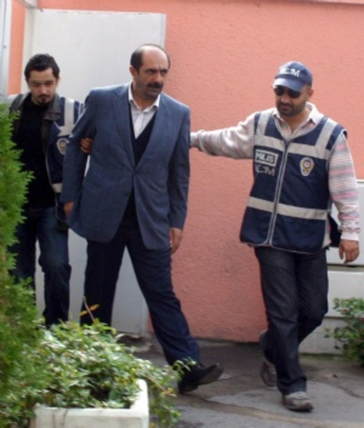 İstanbul un en kalabalık ilçesinin makus kaderi: İsimler değişti rant zinciri değişmedi! 1