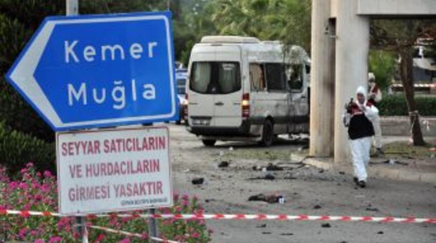 Antalya'nın Kemer İl&ccedil;esine bağlık g&ouml;yn&uuml;k beldesinde patlama