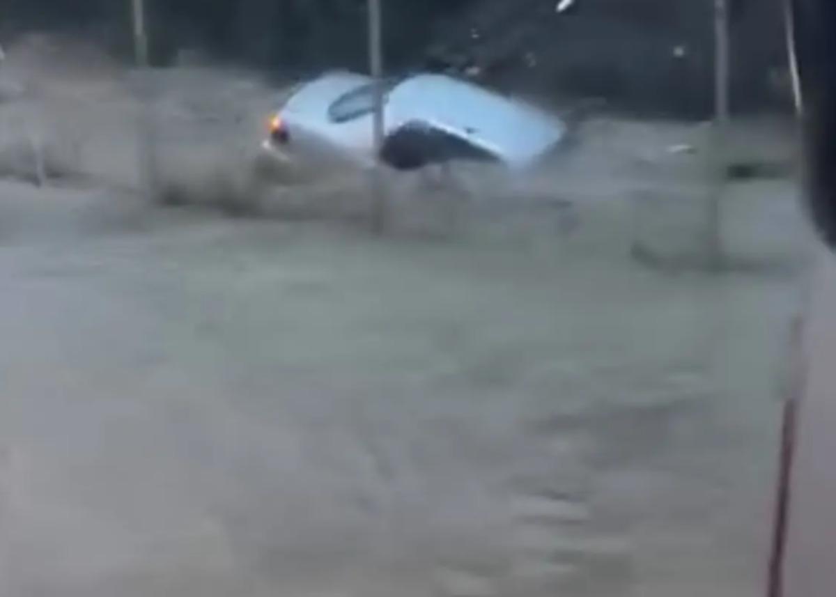 İstanbul daki selde kaybolan Ahmet Derin in cansız bedenine ulaşıldı 3