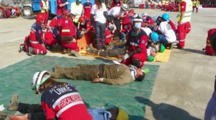 UMKE&rsquo;den ger&ccedil;eği aratmayan savaş ve patlama tatbikatı