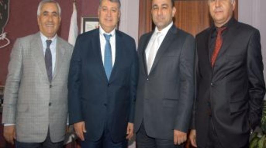 KARSİAD Başkanı İsmail Demirkeser: Esnaf ve sanatkar biraraya toplansın