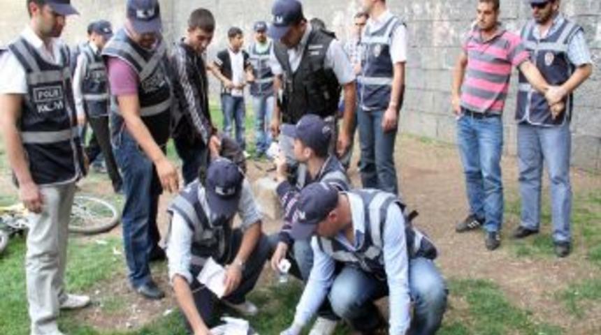 Diyarbakır polisinden dev sokak operasyonu