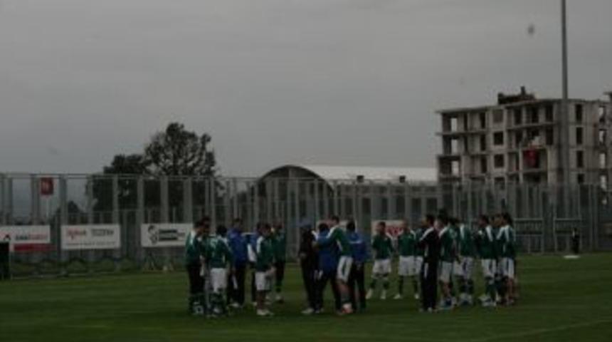 Bursaspor, Galatasaray hazırlıklarını s&uuml;rd&uuml;rd&uuml;