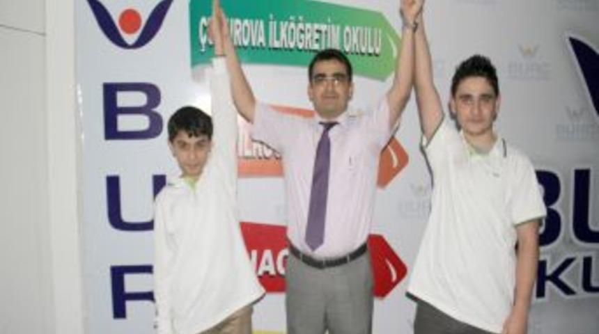 Bur&ccedil;lu &ouml;ğrencilerin T&Uuml;BİTAK başarısı