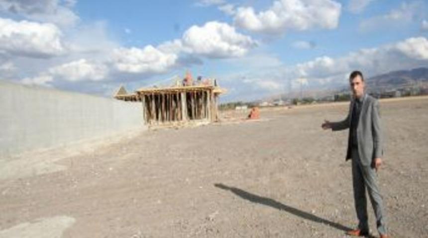 Erzurum'da hurdacılar bir çatı altında toplanıyor