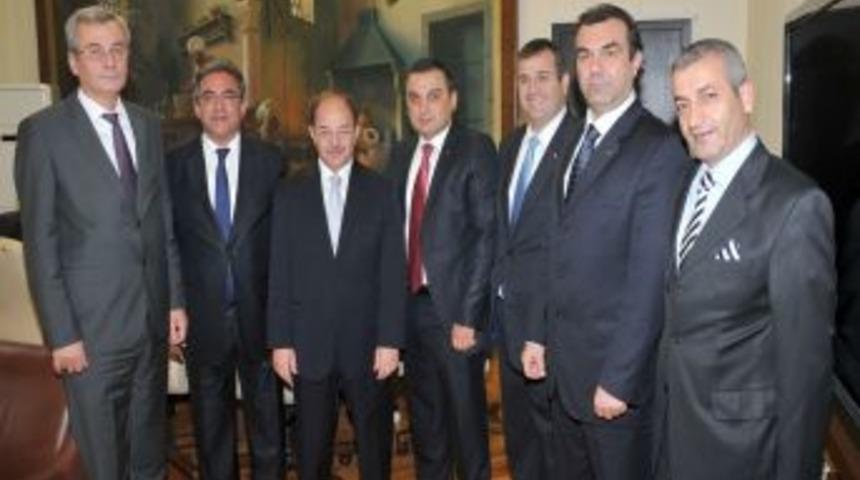 Sağlık Bakanı g&ouml;rev verdi, ATSO ambulans helikopterleri Amerika&rsquo;da tanıtacak