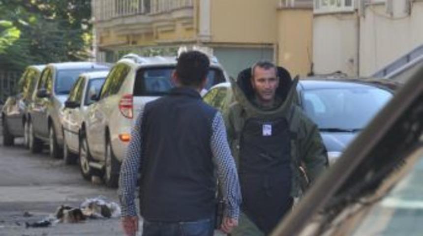 F&uuml;nye ile patlatılan ş&uuml;pheli paketten b&ouml;rek &ccedil;ıktı