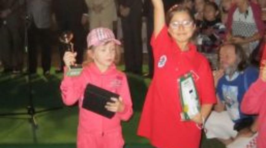 Avrupa beşincisi k&uuml;&ccedil;&uuml;k satran&ccedil;&ccedil;ı d&uuml;nya şampiyonasına katılacak