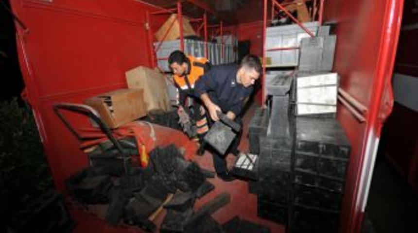 İzmir'den Van'a yardım köprüsü kuruldu