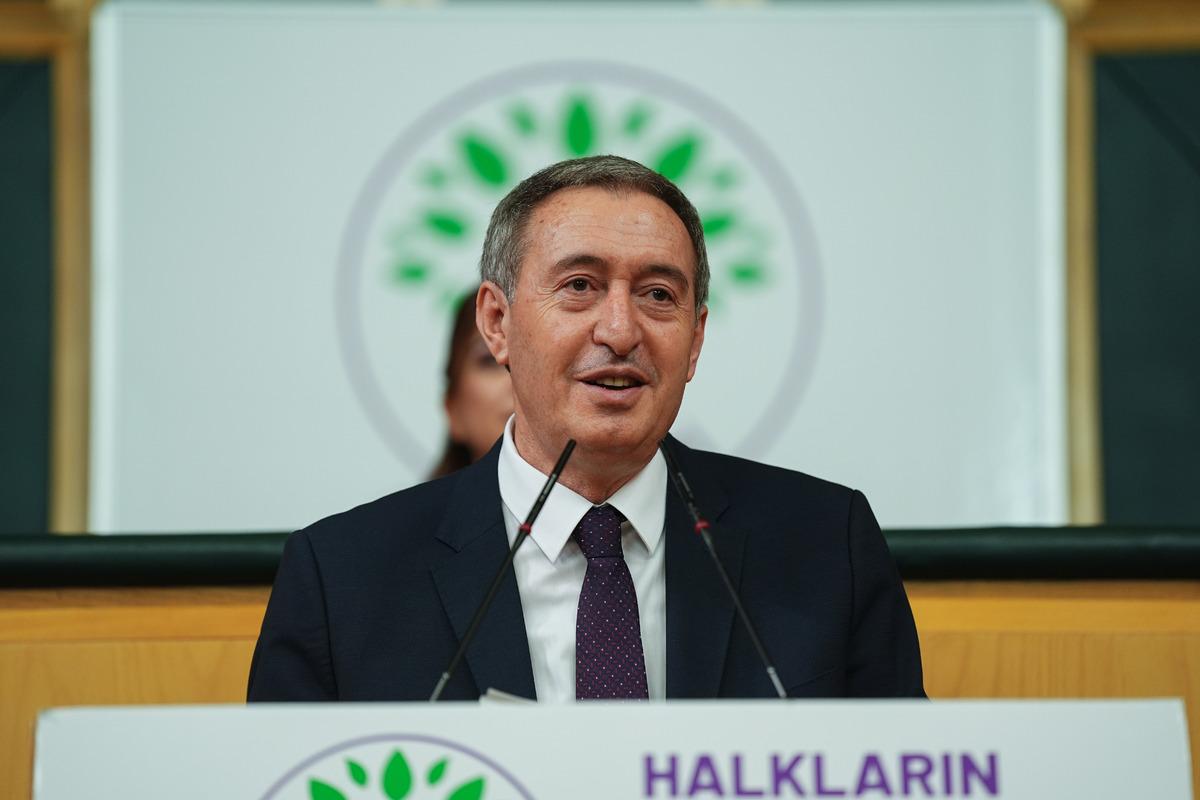 DEM Parti "T&uuml;rkiye de hi&ccedil; PKK lı kalmadı" diyerek bu &ccedil;ağrıyı yaptı 2