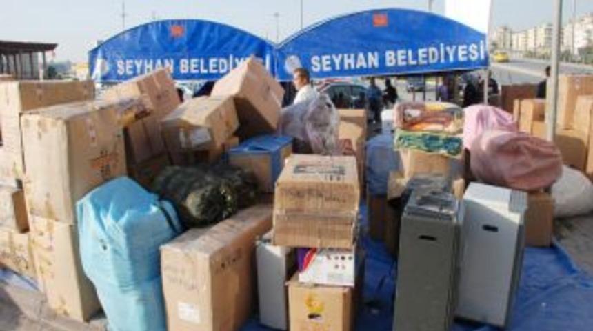 Seyhan&rsquo;dan depremzedelere 2 TIR dolusu yardım