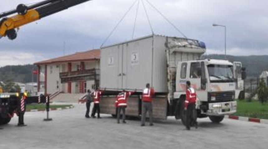 Kızılayın Mevlana evleri deprem b&ouml;lgesine gidiyor