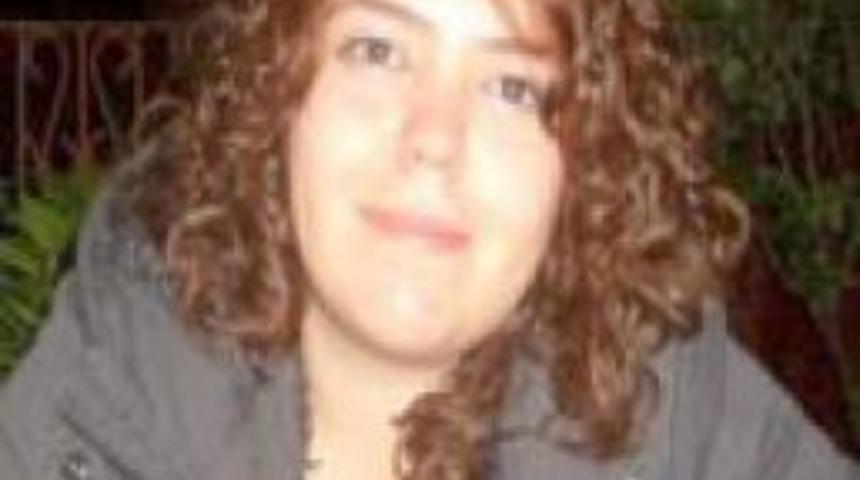 Esra &ouml;ğretmen Başbakan'a twit atmış: &Ouml;ğretmenlik yapmak istiyorum