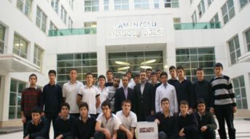 Vanlı &ouml;ğrenciler, burs paralarını deprem b&ouml;lgesine g&ouml;nderdi