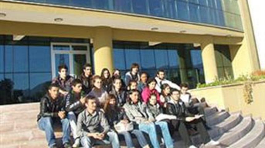 Ege &Uuml;niversitesi'nde bir garip olay