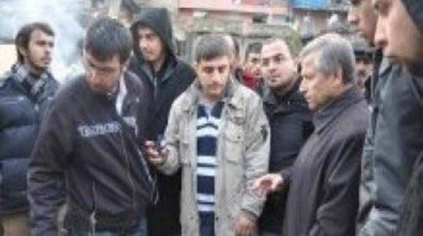 &Ouml;ğrencilere, enkaz başında 'inşaat m&uuml;hendisliği' dersi