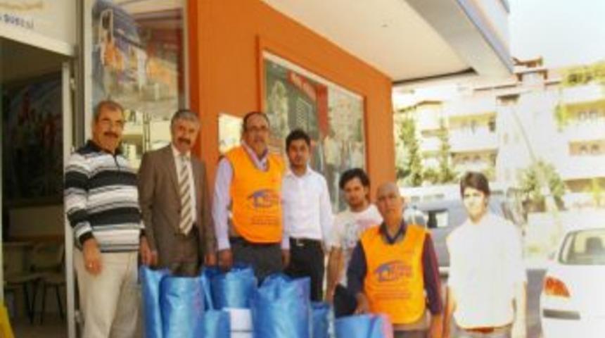 &Ccedil;ukurova &Uuml;niversitesi &ouml;ğrencileri Van i&ccedil;in seferber oldu