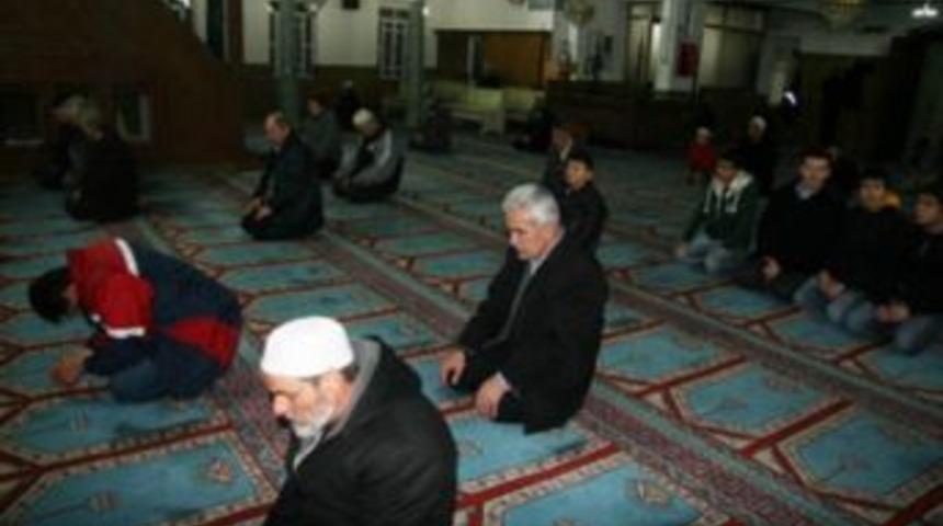 Niksar şehitler i&ccedil;in mevlid okuttu